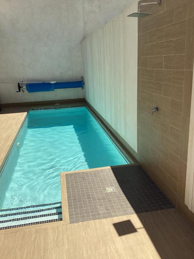 Housesleeps6-Pool-Beach-Garden-Solarium-Petok 奥里韦拉 外观 照片