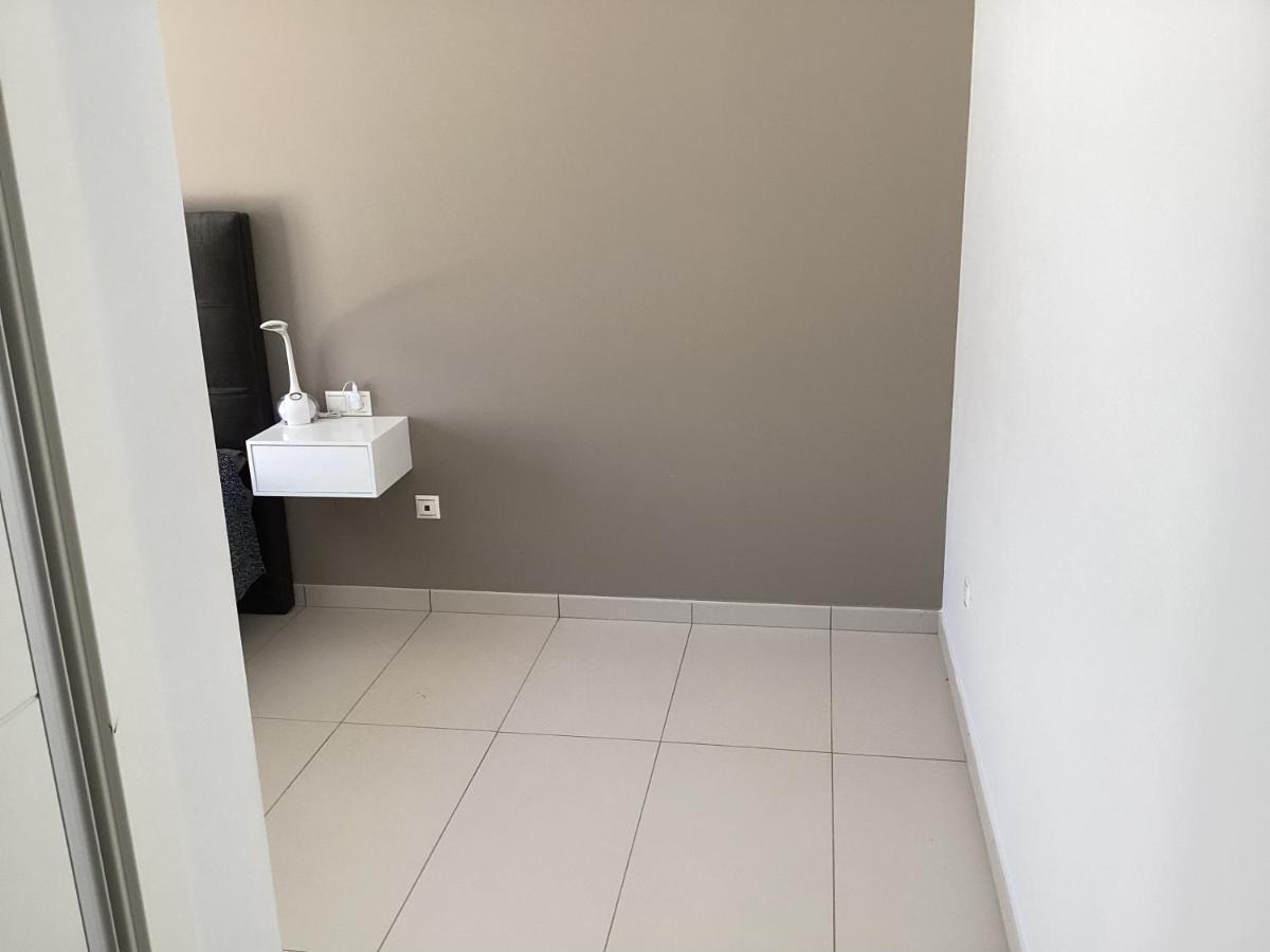 Housesleeps6-Pool-Beach-Garden-Solarium-Petok 奥里韦拉 外观 照片