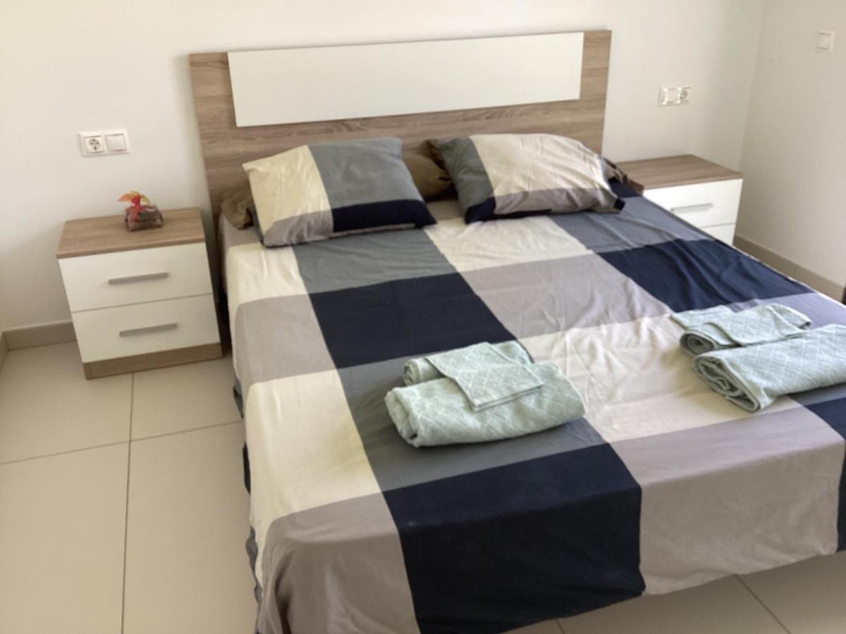 Housesleeps6-Pool-Beach-Garden-Solarium-Petok 奥里韦拉 外观 照片